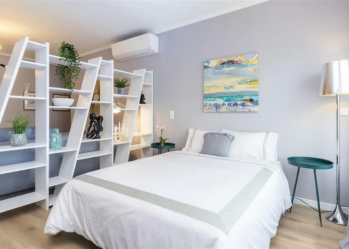 Calcada Dos Barbadinhos * Lisboa