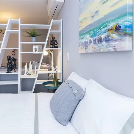 Calçada Dos Barbadinhos * Lisboa